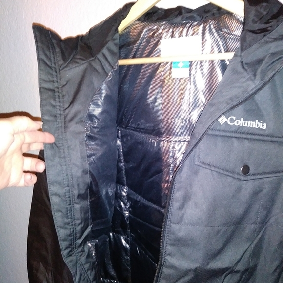 NWT- Columbia water resistant jacket - Picture 6 of 8